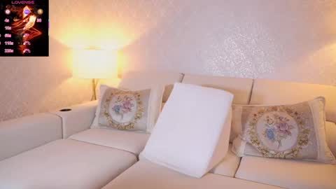 vanessa online show from 03-12-26, 06:14