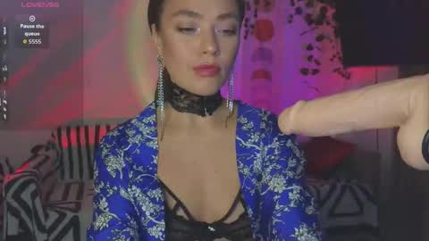 KellyFouler online show from 11-09-25, 02:15