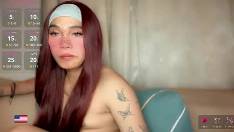 Snapshot of kellysexxie chatting on 03-12-26, 01:28 Kelly Smith online show from 03-12-26, 01:28