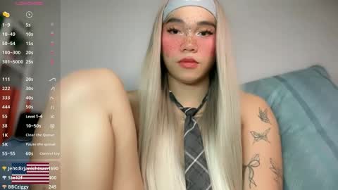 Snapshot of kellysexxie chatting on 04-03-26, 09:18 Kelly Smith online show from 04-03-26, 09:18