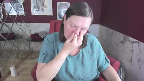 Kelly online show from 09-19-25, 05:20