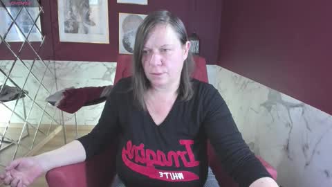 Kelly online show from 10-15-25, 05:18