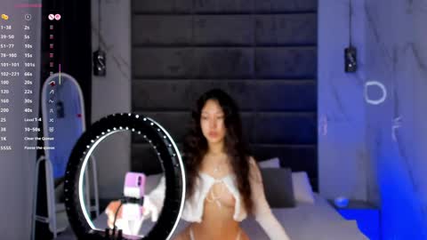 Snapshot of kellyy_bern chatting on 05-21-26, 01:12 kellyy_bern online show from 05-21-26, 01:12