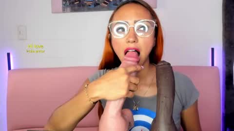 Snapshot of kelsey_foxyy chatting on 04-18-26, 01:37 Kelsey online show from 04-18-26, 01:37