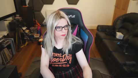 kelseycobalt online show from 12-12-24, 09:48