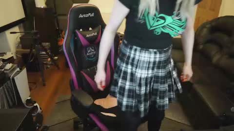 kelseycobalt online show from 03-01-25, 09:48