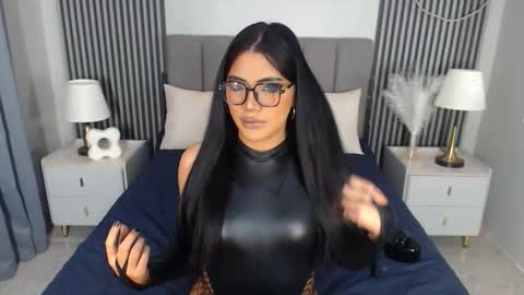 kelsie_silva online show from 11-10-25, 06:40