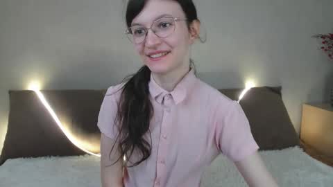 Kelsirabenold online show from 03-19-26, 05:22