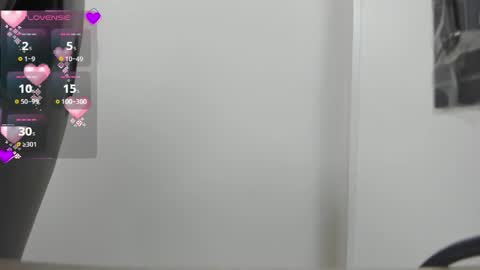 Snapshot of kelsseyanders chatting on 05-08-26, 12:43 online show from 05-08-26, 12:43