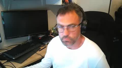 kelvin06133 online show from 04-15-26, 09:26