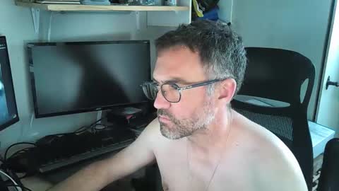 Snapshot of kelvin06133 chatting on 05-02-26, 12:43 kelvin06133 online show from 05-02-26, 12:43