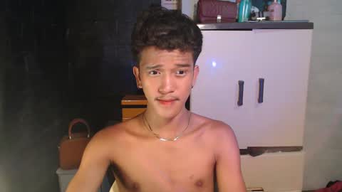 Snapshot of ken_bigcockxx chatting on 02-10-25, 06:03 Ken online show from 02-10-25, 06:03