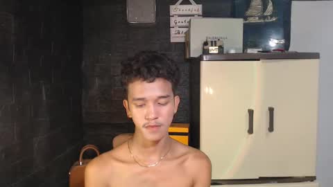 Snapshot of ken_bigcockxx chatting on 02-13-25, 02:09 Ken online show from 02-13-25, 02:09