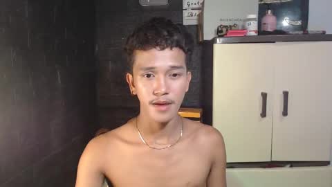 Snapshot of ken_bigcockxx chatting on 02-14-25, 06:19 Ken online show from 02-14-25, 06:19