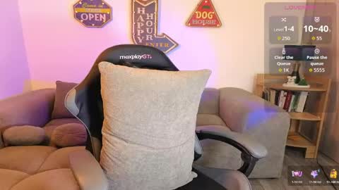 Snapshot of ken_blaker chatting on 04-23-26, 05:19 ken_blaker online show from 04-23-26, 05:19