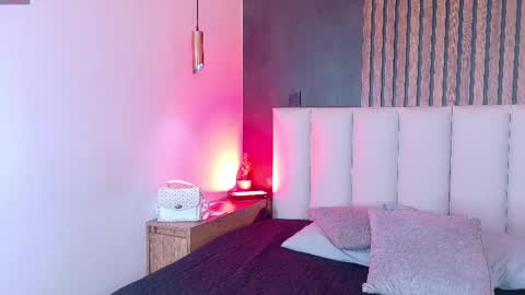   online show from 03-07-25, 02:46