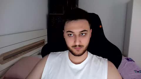 Snapshot of kenan_10 chatting on 05-18-26, 02:23 kenan online show from 05-18-26, 02:23