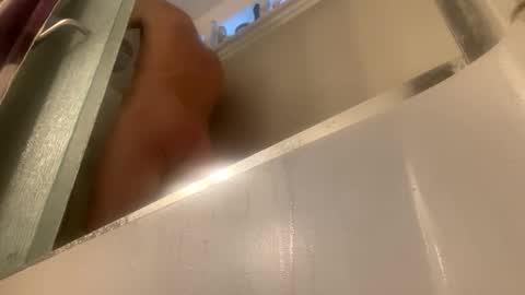 Snapshot of kencam70 chatting on 05-14-26, 11:00 kencam70 online show from 05-14-26, 11:00