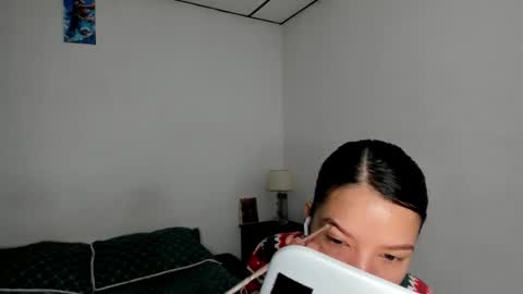 Kendal online show from 12-19-25, 03:30