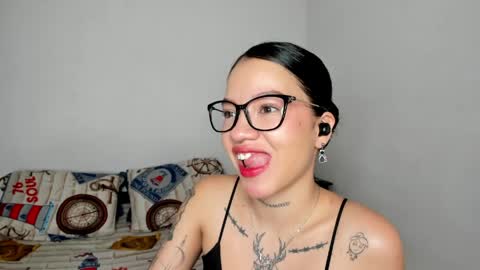 Kendal online show from 04-03-26, 02:37