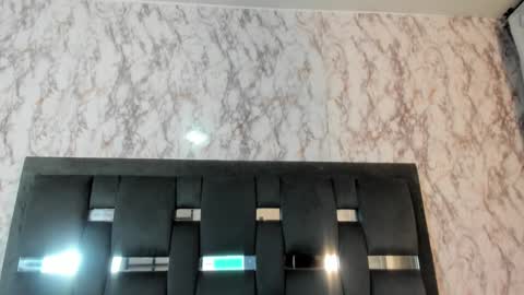 Snapshot of kendall__quinn chatting on 12-28-24, 07:55 Kendall online show from 12-28-24, 07:55