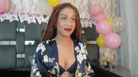 Snapshot of kendall__quinn chatting on 03-12-25, 04:41 Kendall online show from 03-12-25, 04:41