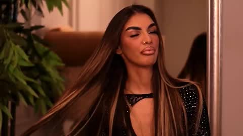 Kendal online show from 09-21-25, 05:36