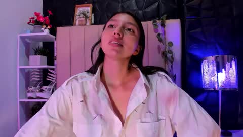 Snapshot of kendall_saenz chatting on 12-19-25, 11:01 kendall_saenz online show from 12-19-25, 11:01