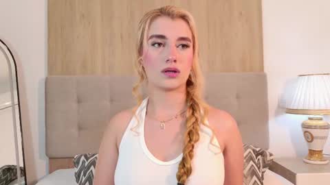 Kendall online show from 06-28-26, 04:18