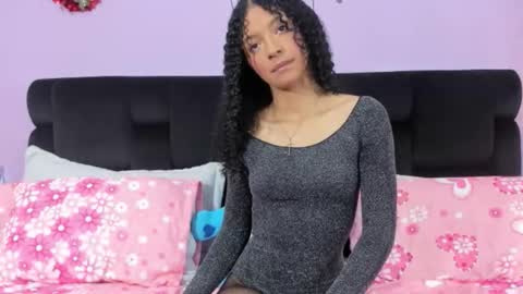 kendallwings online show from 11-26-25, 02:01