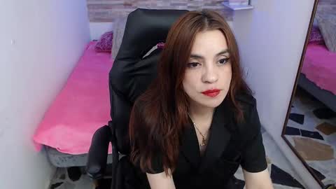 Kendall  online show from 10-14-25, 07:58