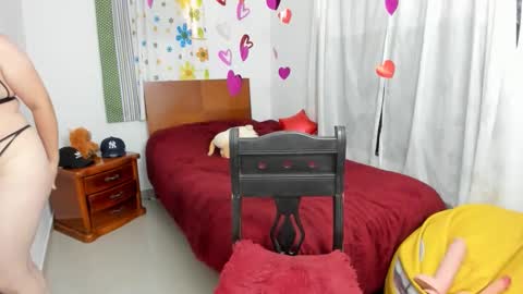 Fernanda online show from 11-04-25, 04:39