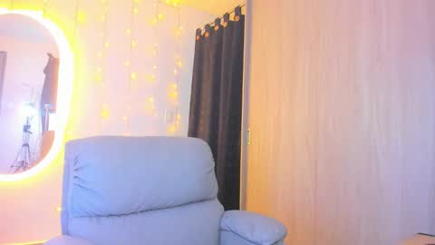 kendel_dimitri online show from 12-17-24, 06:45