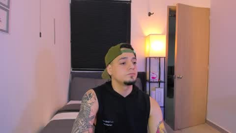 kendel_dimitri online show from 04-11-26, 08:18