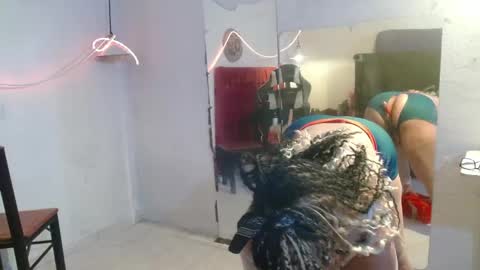kendra_lust_69 online show from 06-03-26, 09:45