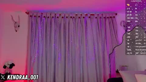Snapshot of kendra_miller07_ chatting on 07-10-26, 11:07 Kendra online show from 07-10-26, 11:07
