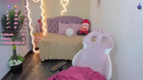 Snapshot of kendra_tay chatting on 02-25-25, 09:20 kendra online show from 02-25-25, 09:20