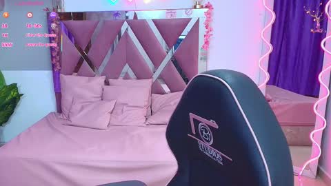 Snapshot of kendra_tay chatting on 11-18-25, 03:12 kendra online show from 11-18-25, 03:12