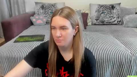 Kendra online show from 05-15-26, 11:34