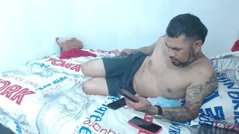 Kendra And Miller online show from 04-05-26, 06:38