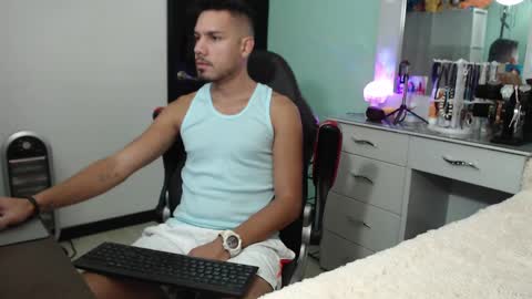 Chriss Morales online show from 01-27-25, 11:54