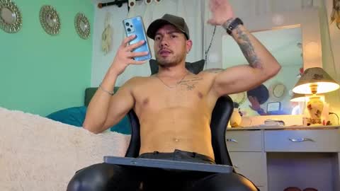 Chriss Morales online show from 10-16-25, 02:23