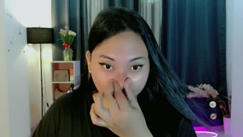 Snapshot of kennaxx69 chatting on 05-15-26, 11:01 kennaxx69 online show from 05-15-26, 11:01