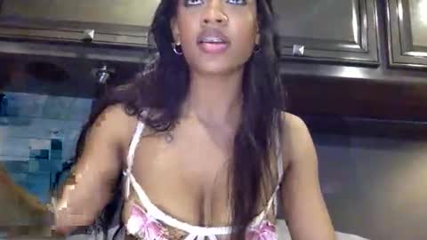 Snapshot of kennedy1024 chatting on 05-14-26, 01:23 kennedy1024 online show from 05-14-26, 01:23