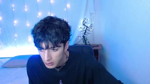 Snapshot of kenny__hot chatting on 12-04-24, 03:10 kenny online show from 12-04-24, 03:10