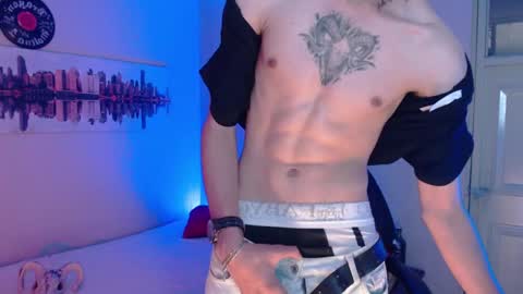 Snapshot of kenny__hot chatting on 01-27-25, 07:13 kenny online show from 01-27-25, 07:13