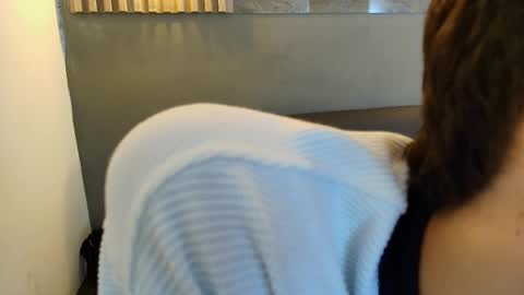 Snapshot of kenny_hank chatting on 05-15-26, 04:19 kenny_hank online show from 05-15-26, 04:19