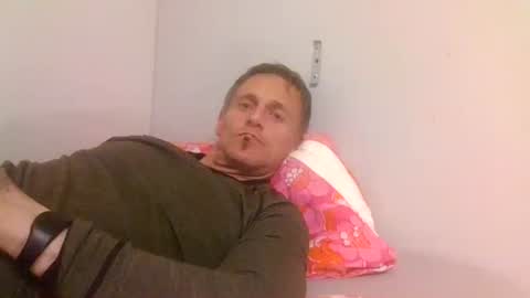 Snapshot of kennyboyk chatting on 06-09-26, 04:13 kennyboyk online show from 06-09-26, 04:13