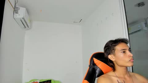 kenshi_roa online show from 11-25-25, 05:18