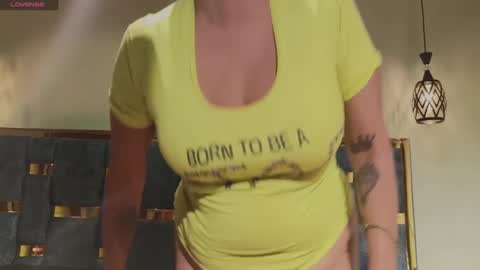 Snapshot of kenyaa_a24 chatting on 02-19-25, 02:44 kenyaa a24 online show from 02-19-25, 02:44